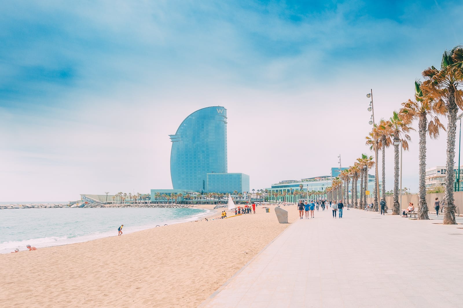 25 Best Things To Do In Barcelona, Spain (4)