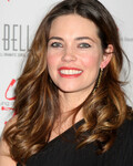 Amelia Heinle