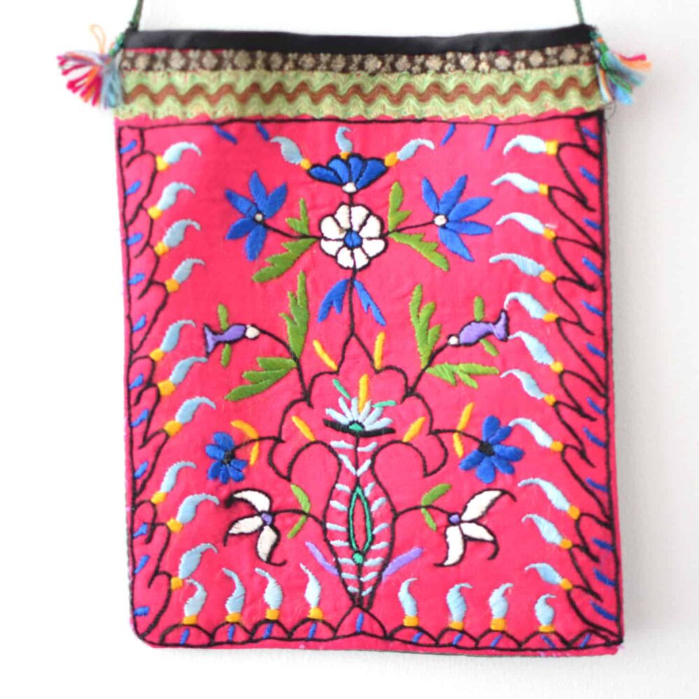 Early 1960s Vintage Hand-Embroidered Bag