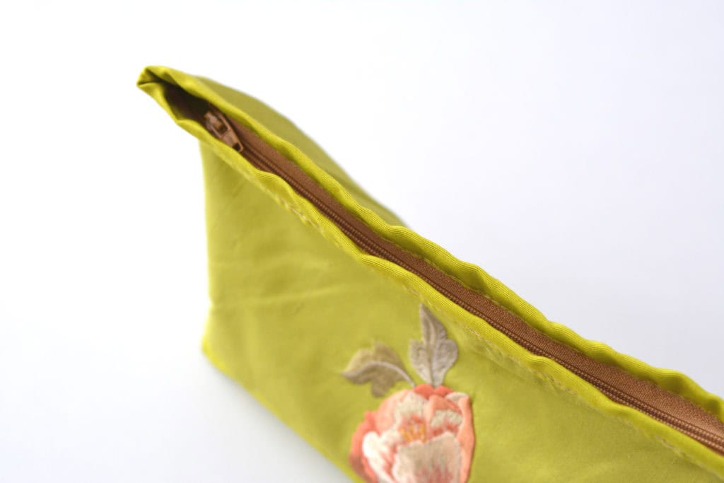 Vintage Japanese Embroidered Silk Pouch