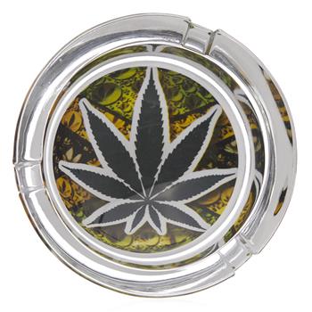  JAMAICAN LEAF GLASS ASHTRAY