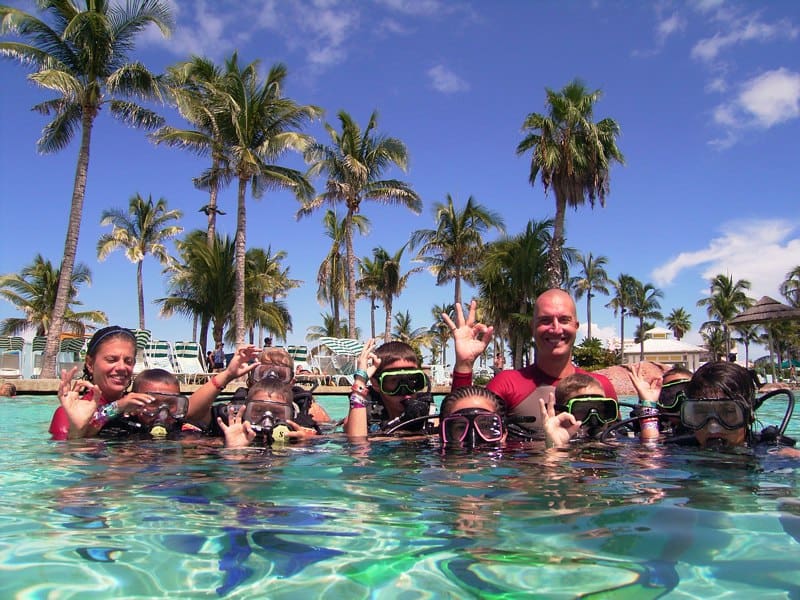 Nassau Discover Dive Poo