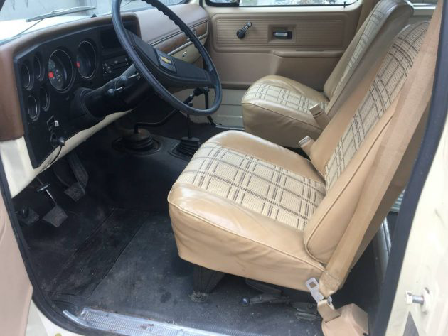 Chevy K5 Blazer Interior