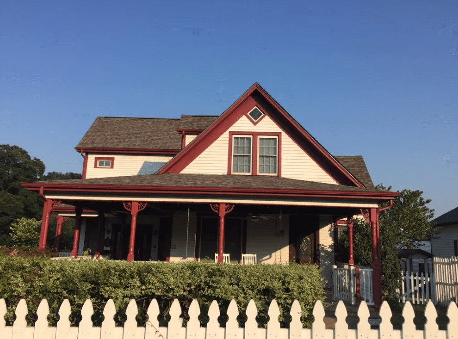 Roof repair on residential home in Williamsburg, KY