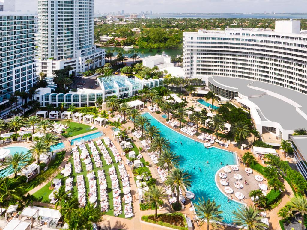 Fontainebleau Miami Beach photo