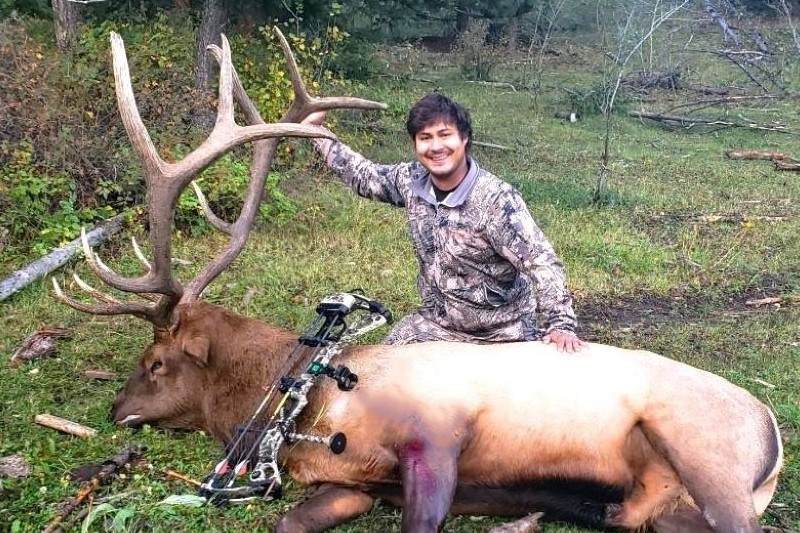 Guided Archery Bull Elk Hunting