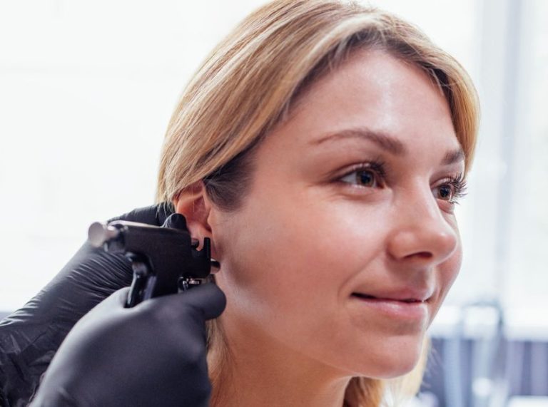 How Painful is an Earlobe Piercing? A Step-by-Step Pain Guide