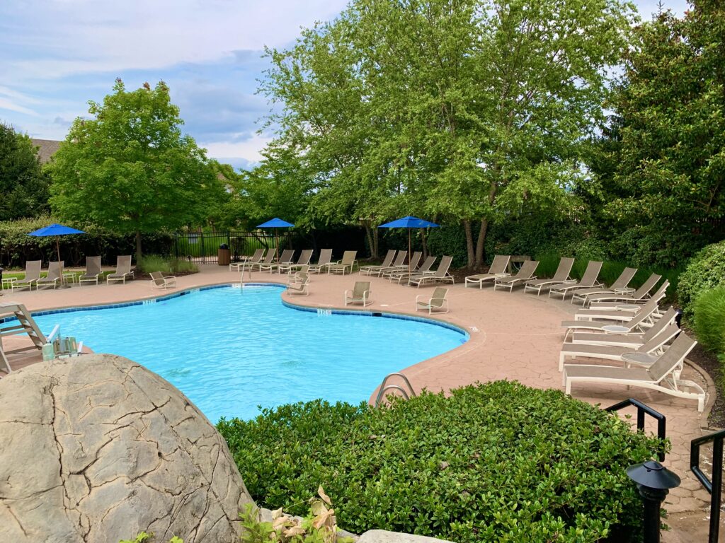 Lansdowne Resort Waterfall Pool