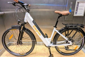 City-E-Bike Eleglide T1 Step-Thru im Test