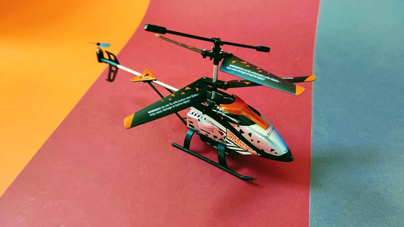 Revell Control RC Helicopter Interceptor 