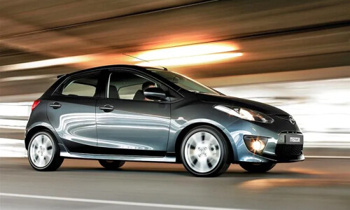 Mazda2 #12