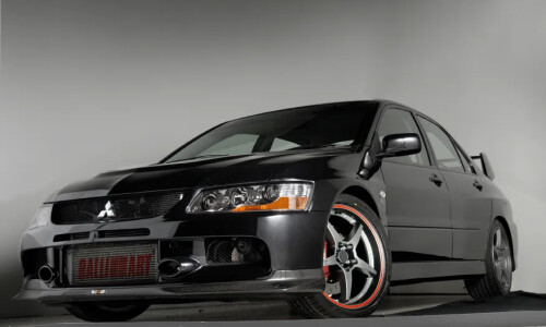 Mitsubishi Lancer Evolution IX #8