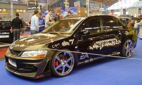 Mitsubishi Lancer Evolution IX #11