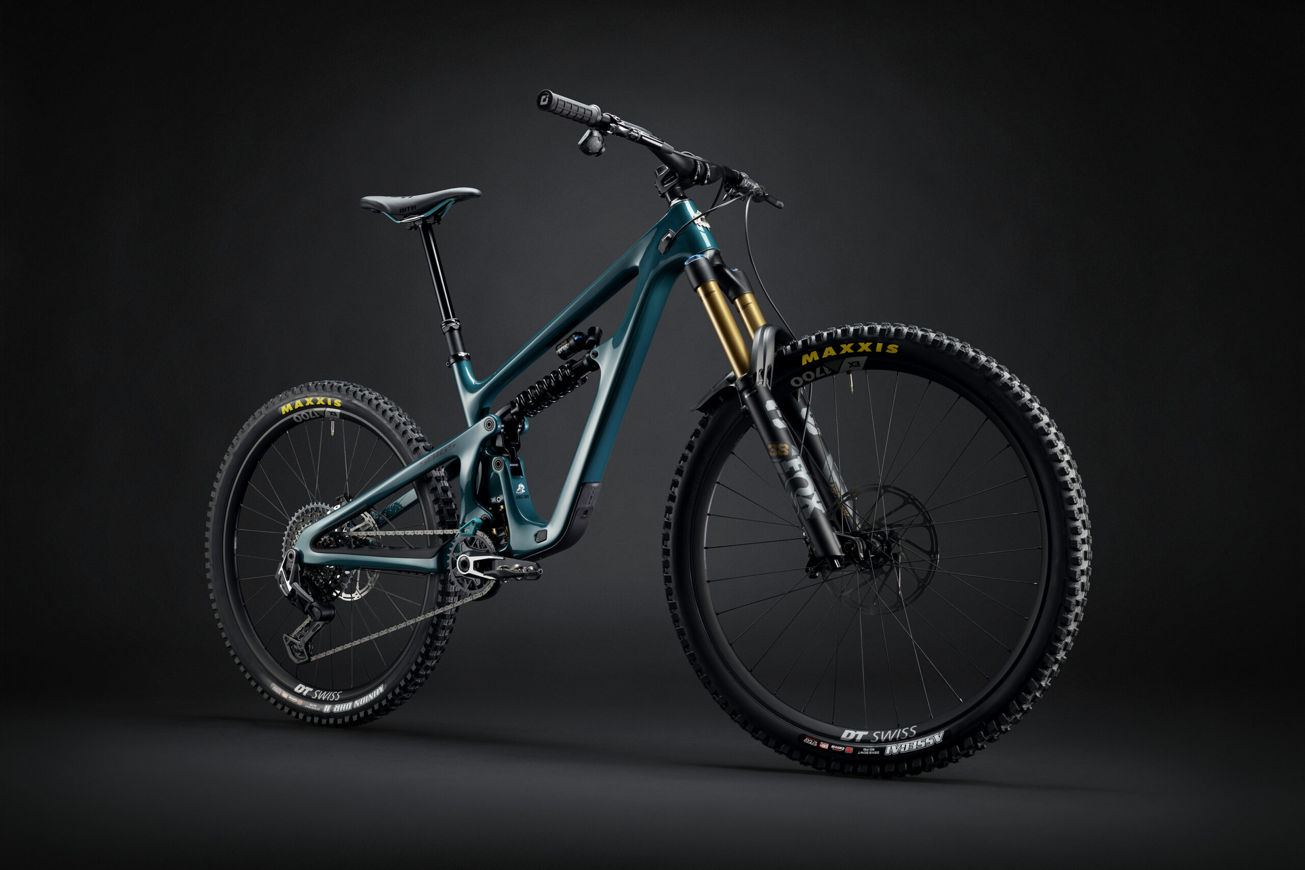 2024 Yeti SB165 stock image