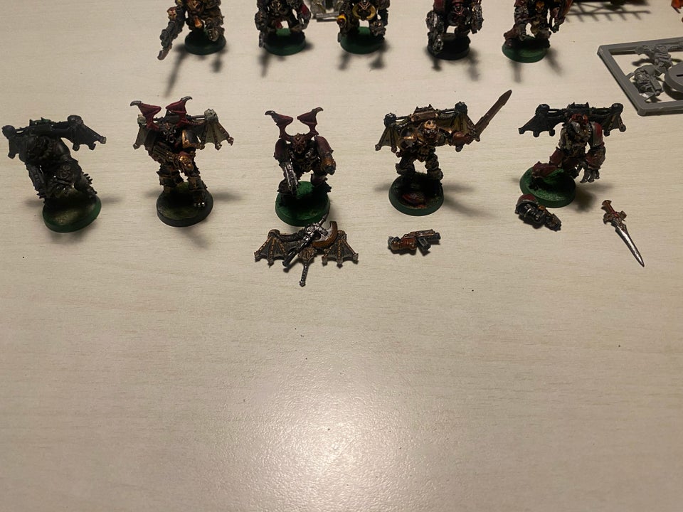 Warhammer, Games workshop 40000 chaos marines