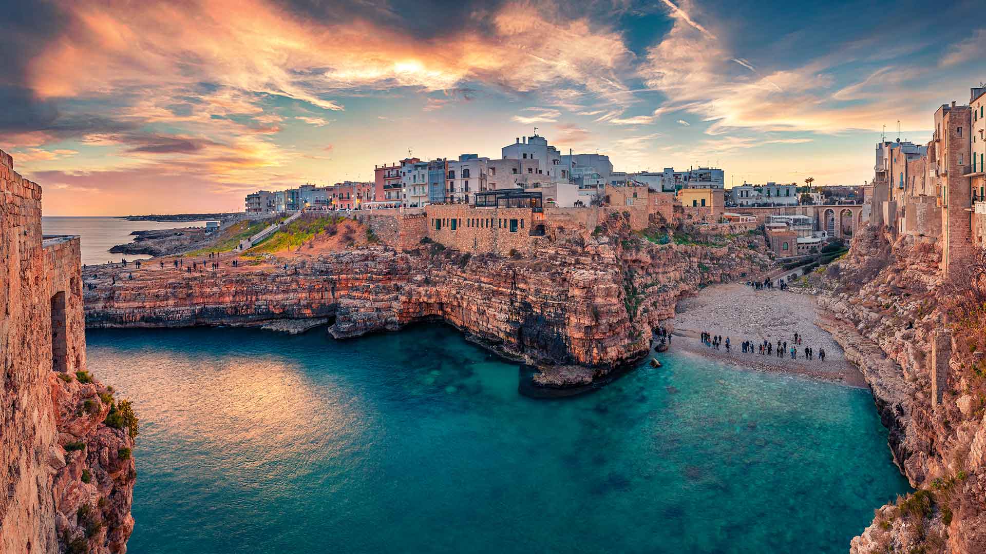 Homes by the ocean in the Adriatic