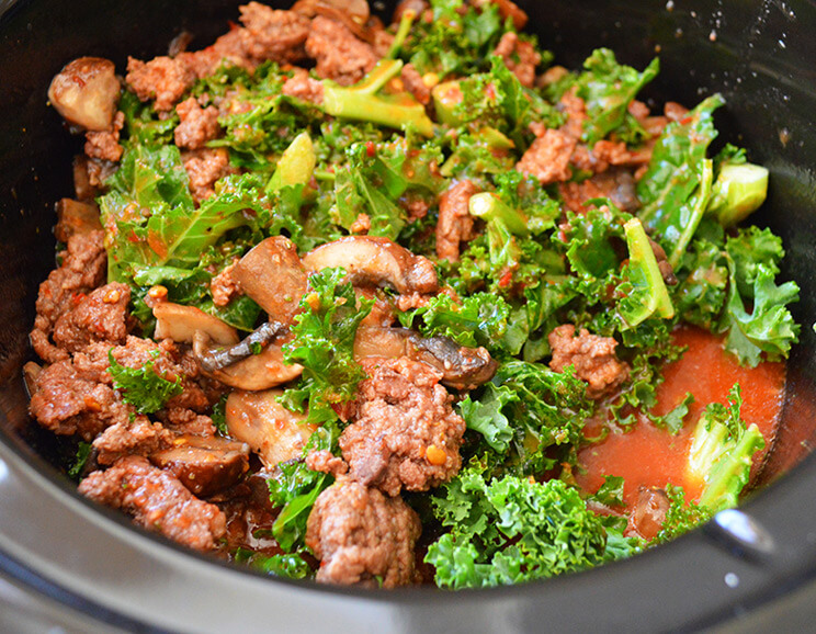 One-Pan Spicy Harissa Chicken and Veggies