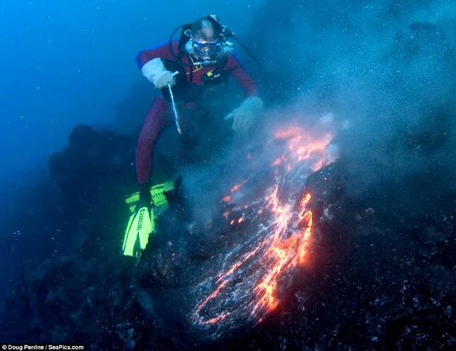 Scientists Watch an Undersea Volcano Shake, Rattle, and Inflate