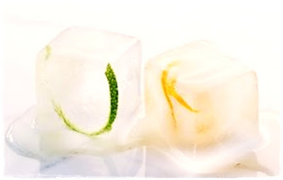 freeze-citrus-zest-in-ice