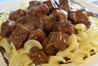 SLOW COOKER BEEF TIPS