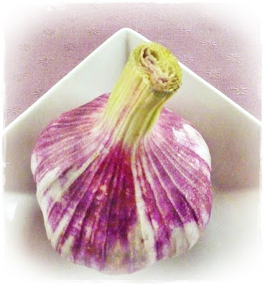 fresh-garlic-bulb