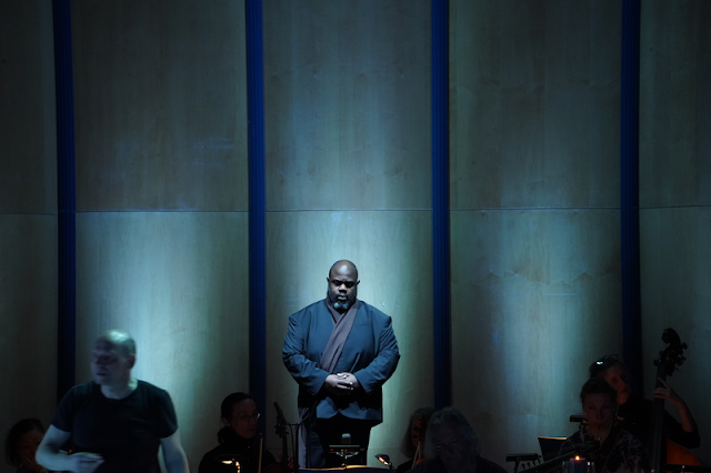 Reginald Mobley as Christus with SingFest Choral Academy Hong Kong & lautten compagney BERLIN in Bach's St John Passion at the Thuringia Bach Festival