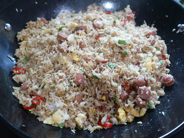 Nasi Goreng Sosej Raja Permaisuri Agong