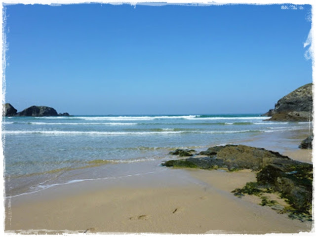 porthcothan-beach-cornwall