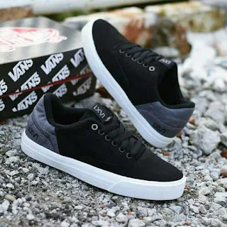 sepatu vans wanita hitam abu