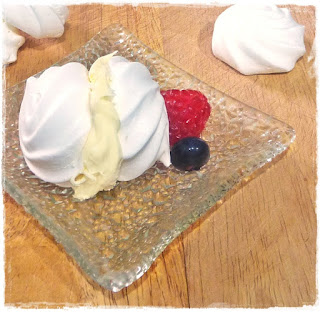 clotted-cream-filled-meringues