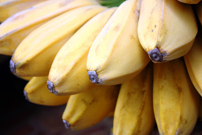  pokoknya pisang dimasak apa aja jadi enak PRIA DAN WANITA DOYAN MAKAN PISANG