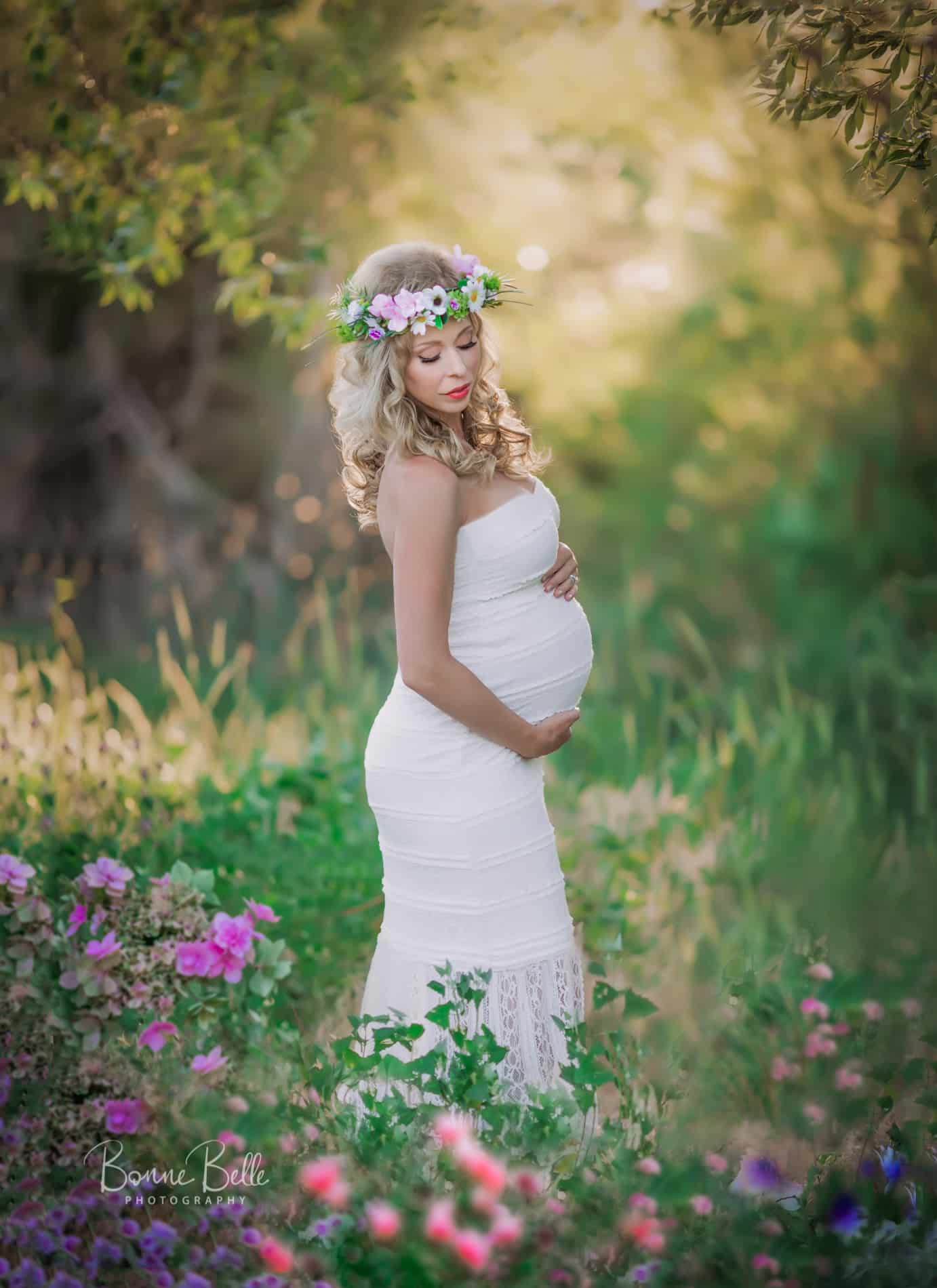 maternity outdoor portrait