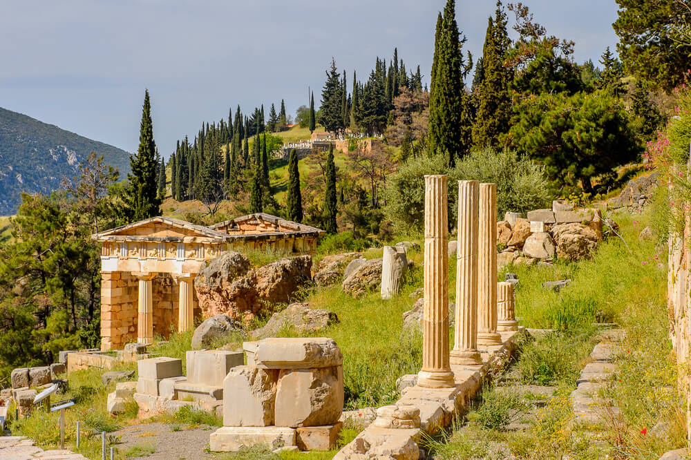 The Ultimate Guide to 19 UNESCO Sites in Greece