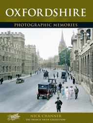 Cover image of Oxfordshire Photographic Memories