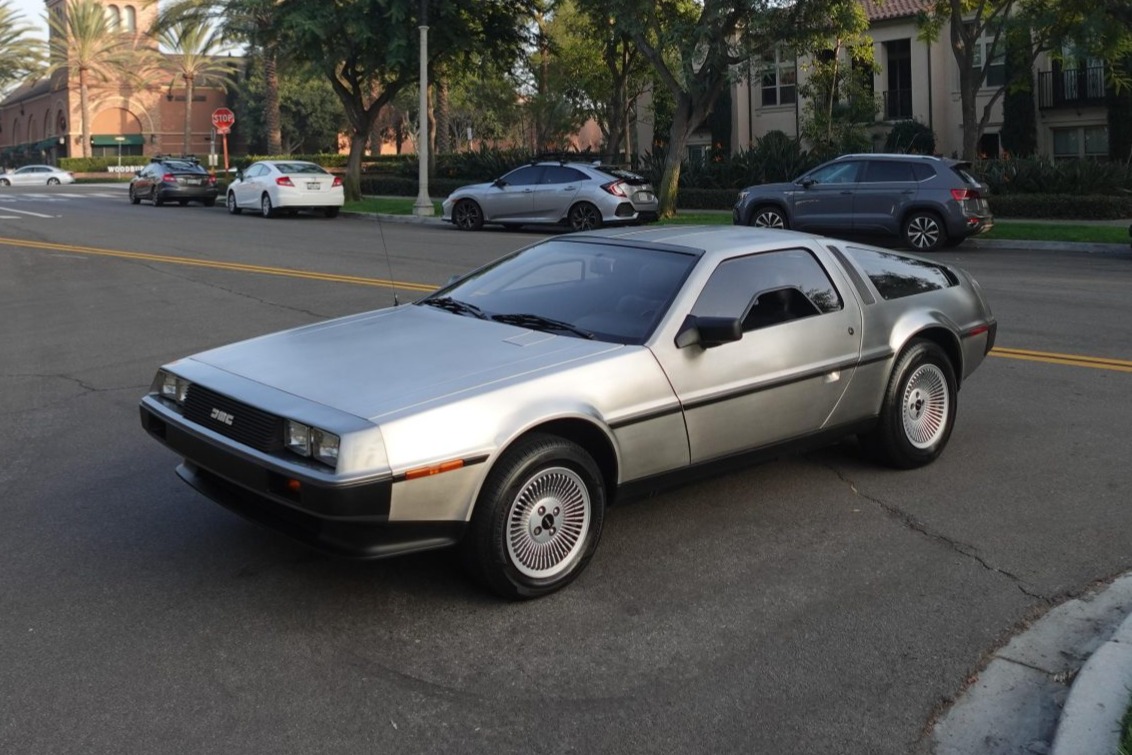 1981 DeLorean DMC-12