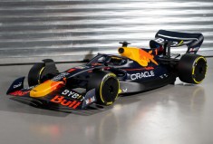 No Reserve: Half-Scale Oracle Red Bull Racing RB18 Display Model