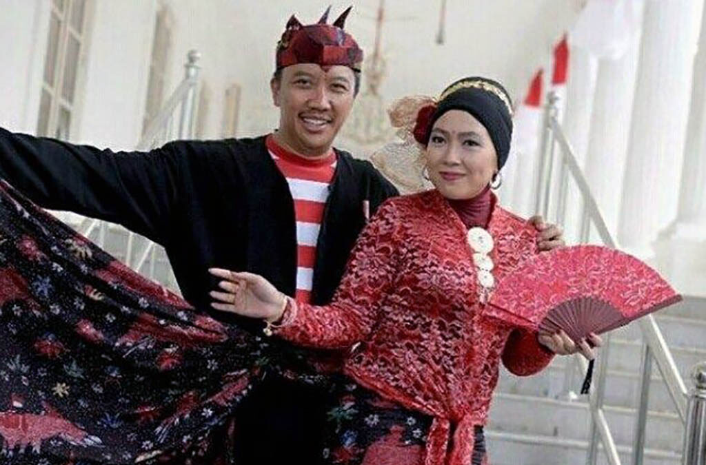 Baju Adat Madura: Pesona dan Kebudayaan yang Memikat (ft/istimewa)