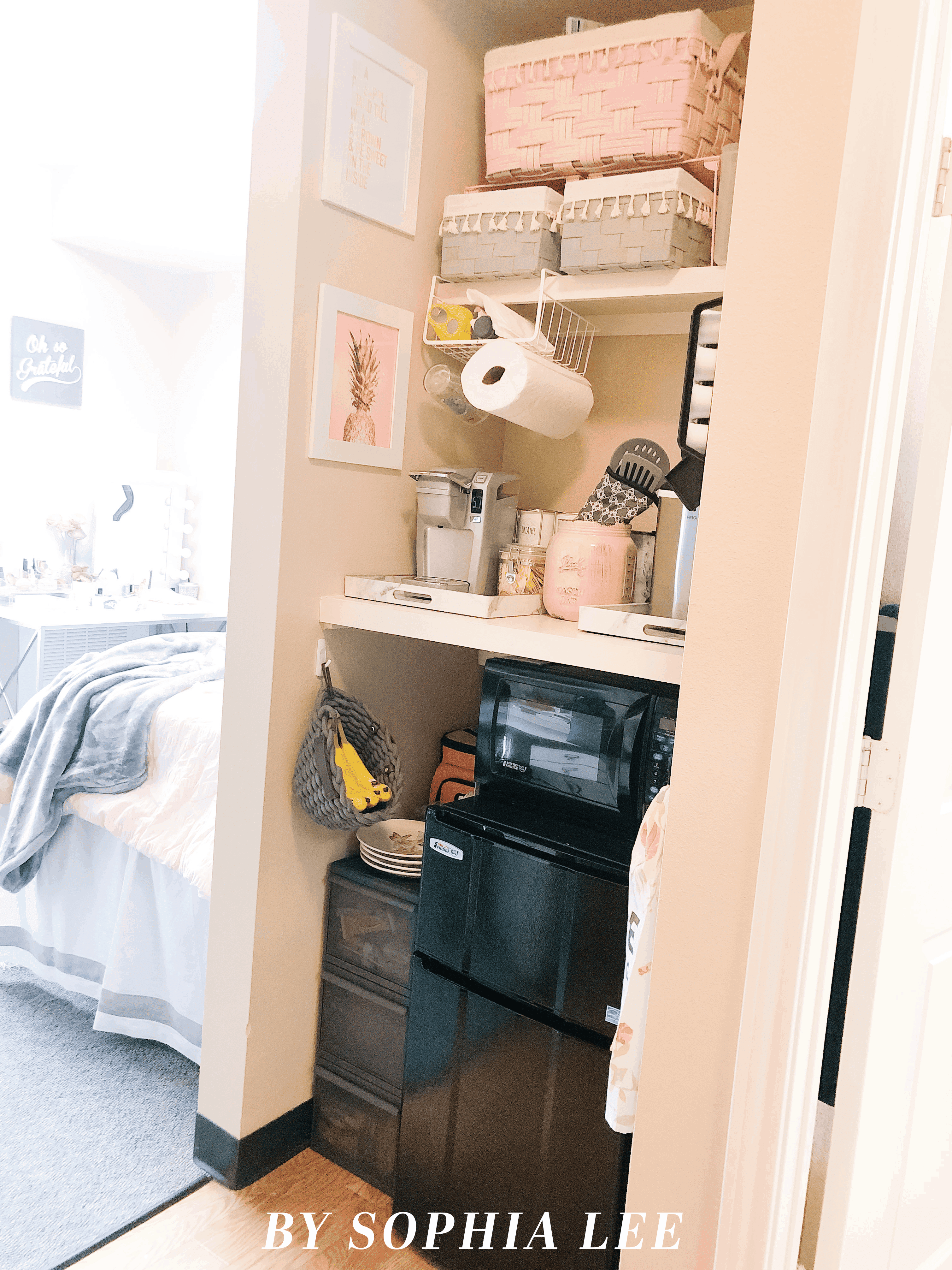 dorm closet organization small