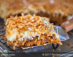 Mrs. Fields Carrot Cake