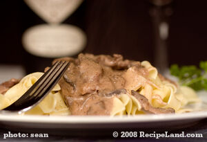 30-Minute Beef Stroganoff