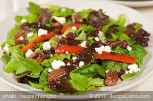 Mixed Green Salad with Pecans, Goat Cheese And Honey Mustard Vinaigrette