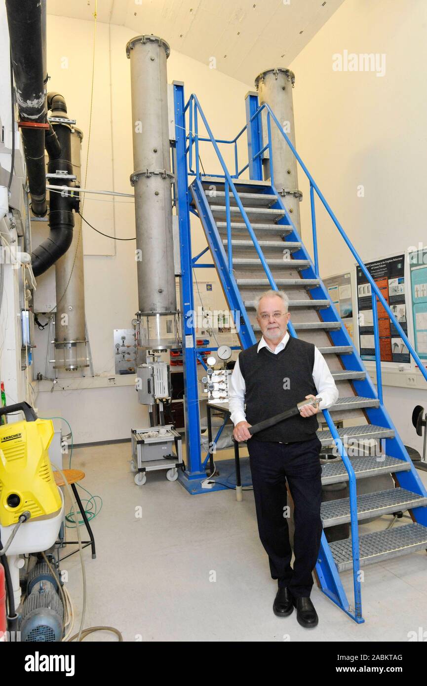 Prof. Dr. Donald Bruce Dingwell, Director Department of Geo- and Environmental Sciences, Chair of Mineralogy and Petrology, Professor of Experimental Volcanology, photographed in the basement of the institute, where there are experimental volcanoes. [automated translation] Stock Photo