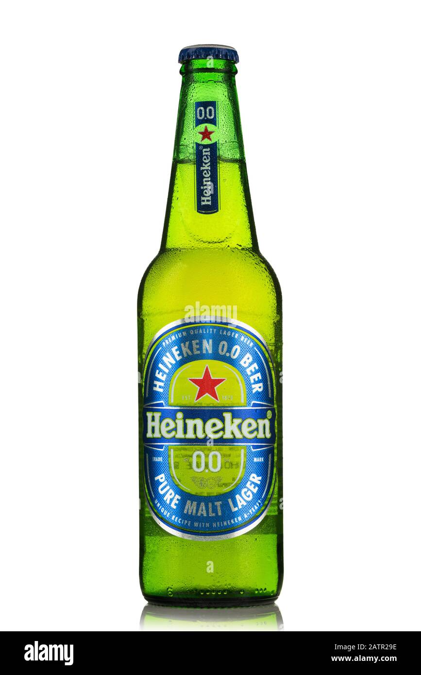 Heineken alcohol free beer bottle hi-res stock photography and images ...