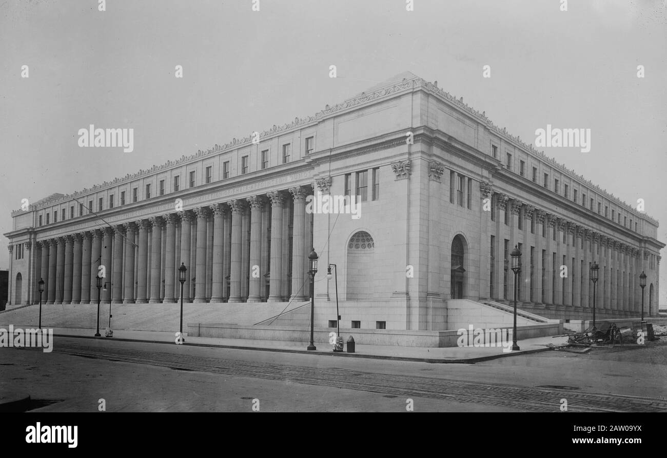 Pennsylvania Terminal Post Office (General Post Office Building) located at 421 Eighth Avenue, New York City ca. 1912-1915 Stock Photo