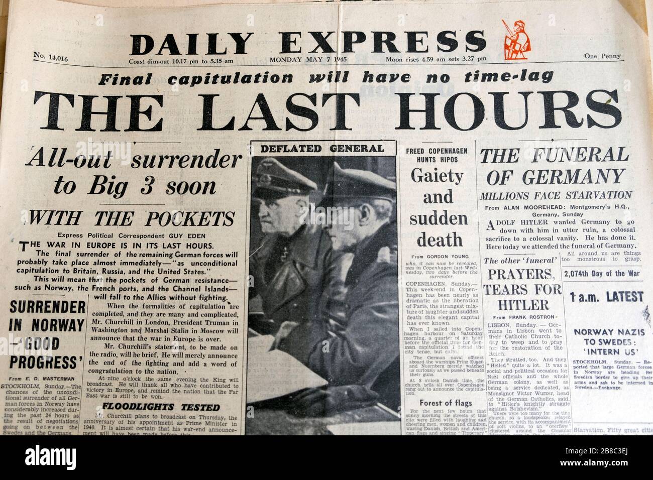 'THE LAST HOURS' Daily Express front page newspaper Second World War headline on the end of World War II WWII in  MAY 7 1945 London England UK Stock Photo