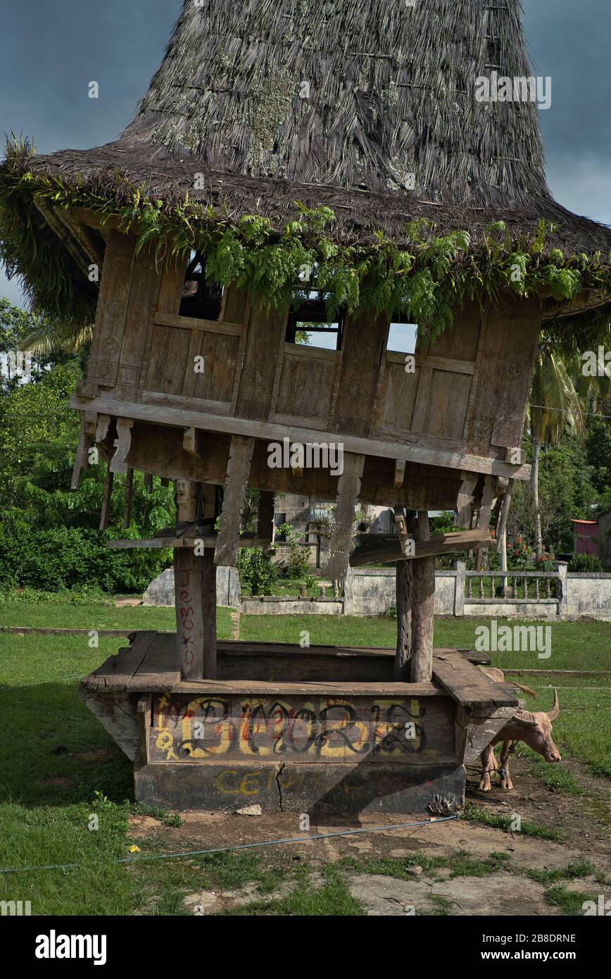 Traditional wooden construction of Fataluku people in Lospalos, Lauten. Timor Leste (East Timor). Stock Photo