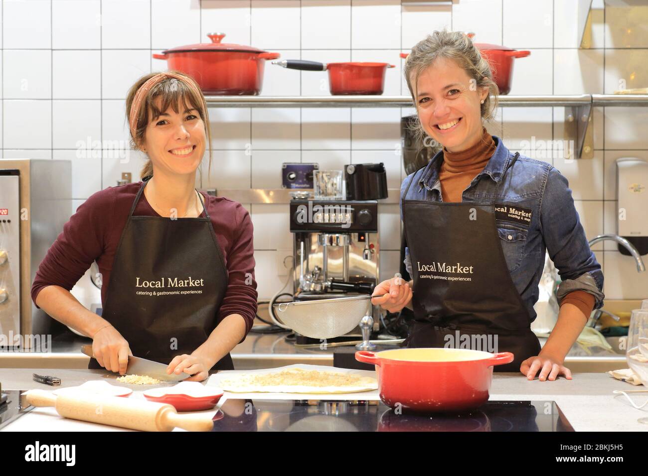 Spain, Catalonia, Girona, Local Market, Catalan cooking class given by Mariona and Irene Bou Stock Photo