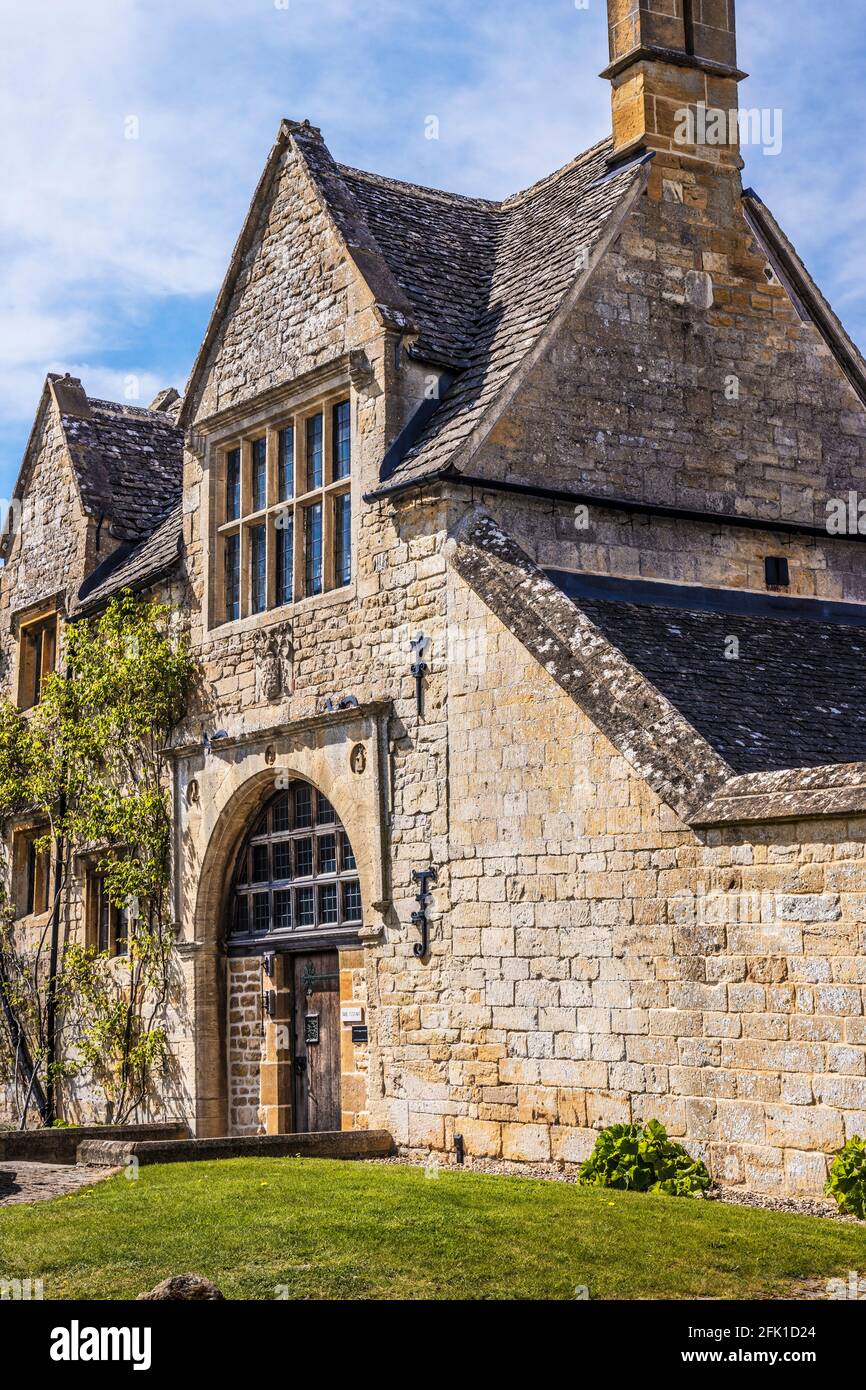 Court Farm, the former gatehouse to Broadway Court, in the Cotswolds. Stock Photo