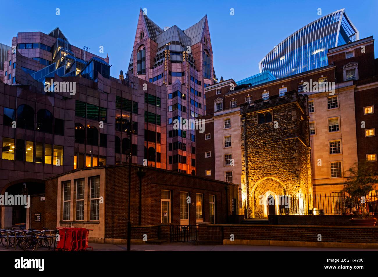 England, London, City of London, Mark Lane, Tower of All Hallows Staining Church and City Skyline *** Local Caption ***  UK,United Kingdom,Great Brita Stock Photo