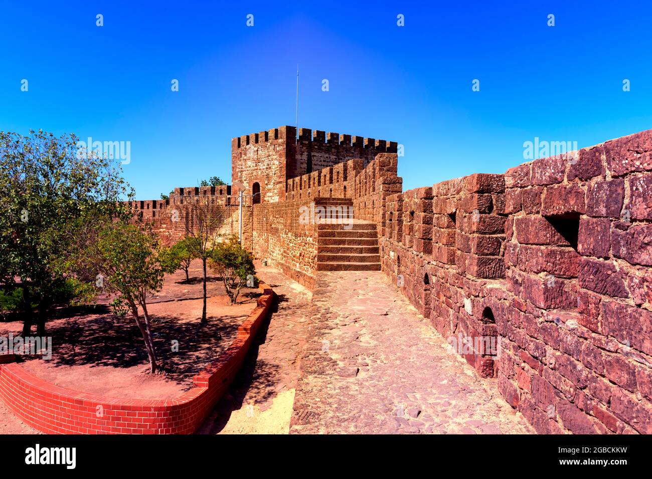 View of the interior and battlements of Silves castle, Castelo de Silves, from within Silves castle, Silves Algarve Portugal. Stock Photo